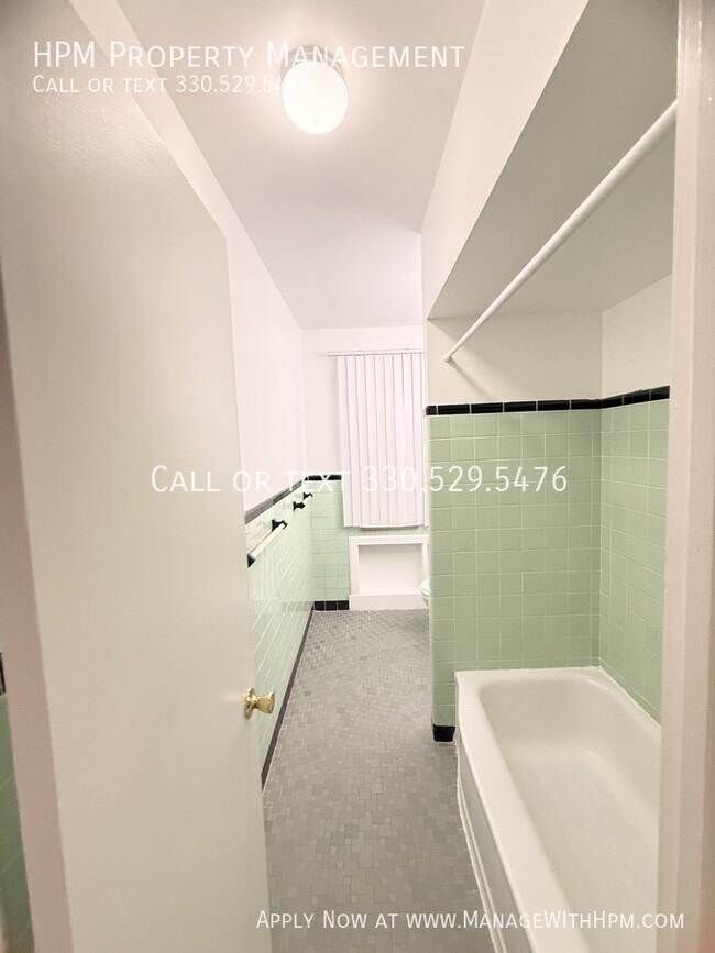 Building Photo - 3310 Warrensville Center Rd