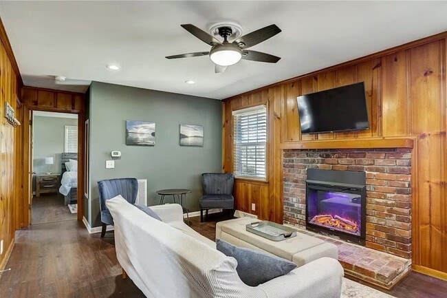 Building Photo - 1511 Stewarts Ferry Pike