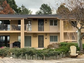 Building Photo - Two Bedroom Condo on Lake Michigan in Stev...