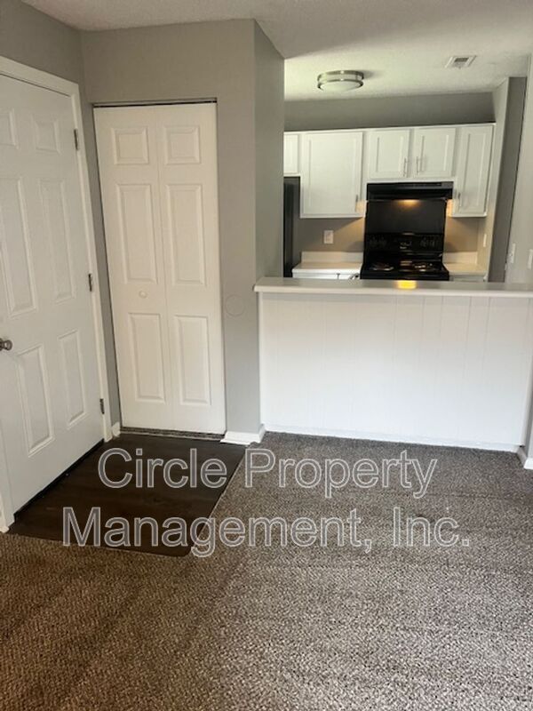 Building Photo - 4030 Hunters Ridge Dr SW