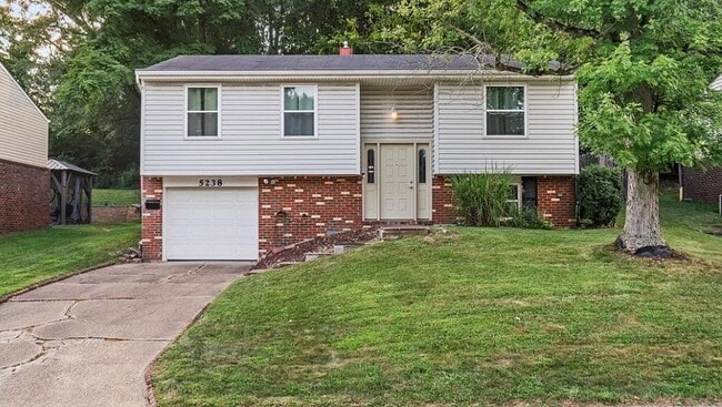 Primary Photo - 5238 Elmwood Dr