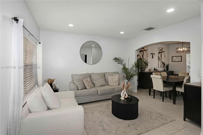 Building Photo - 2232 SW 120th Ave