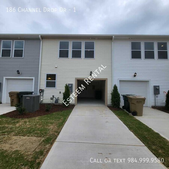Building Photo - 186 Channel Drop Dr