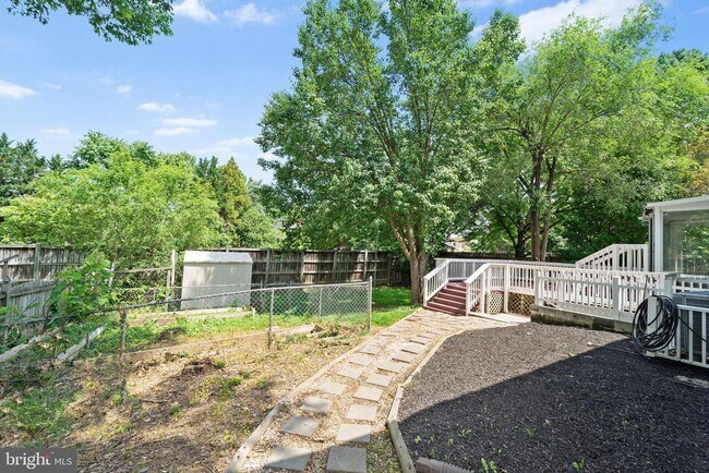 Building Photo - 12312 Streamvale Cir