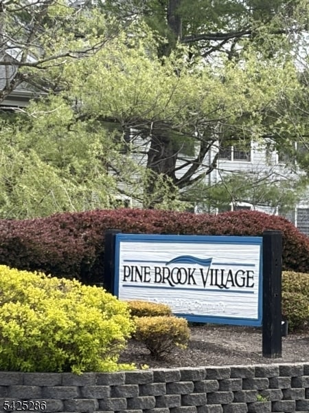 Building Photo - 56 Stonyridge Dr