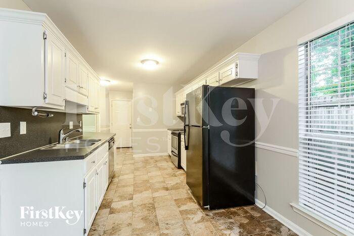 Building Photo - 501 Baronne St