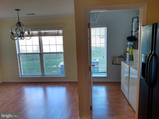 Building Photo - 6226 Wild Swan Way