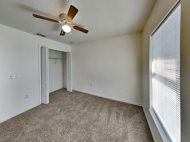 Building Photo - 1406 Orlando Pl