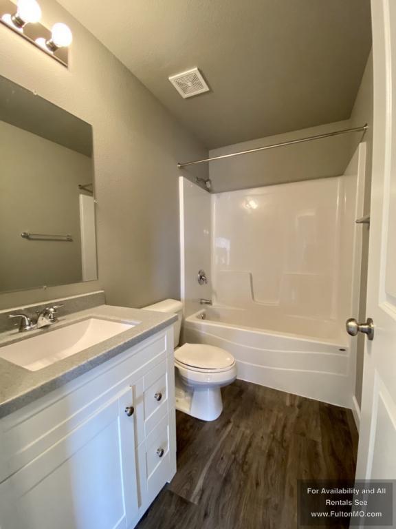 Building Photo - 501 Commons Drive