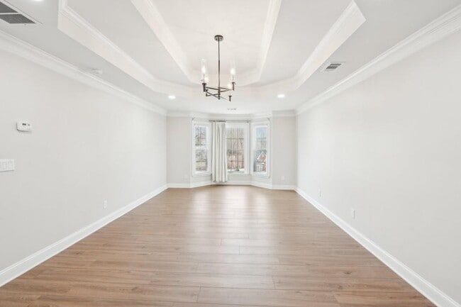 Building Photo - 1600 Spring Arbor Ct