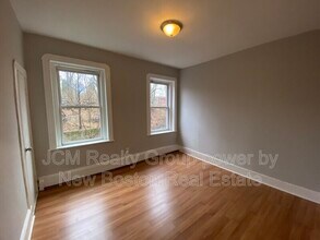 Building Photo - 96-98 Woodledge Street