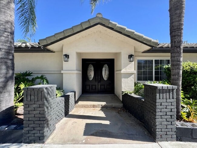 Building Photo - Welcome to this stunning upgraded ranch-st...