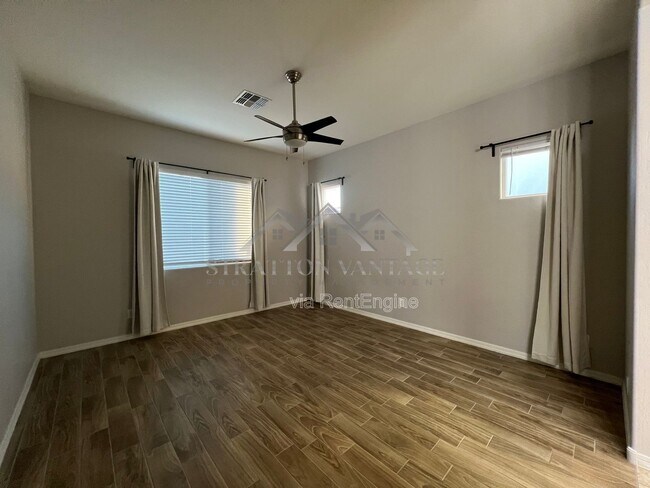 Building Photo - 10448 E Palladium Dr