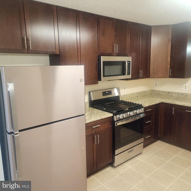 Building Photo - 7438 Catterick Ct