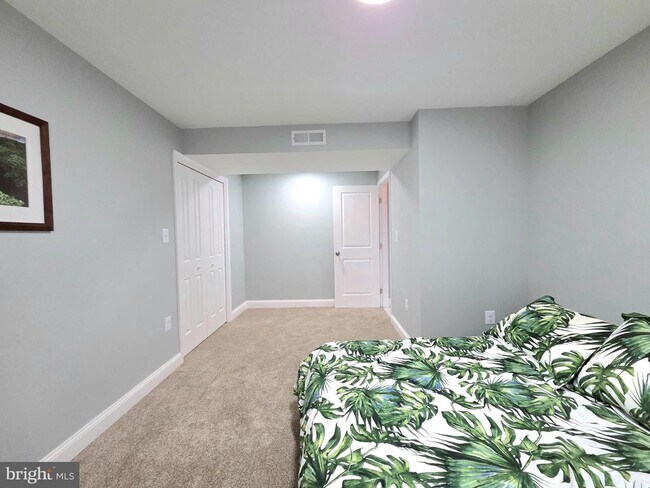 Building Photo - 5206 12th St NE