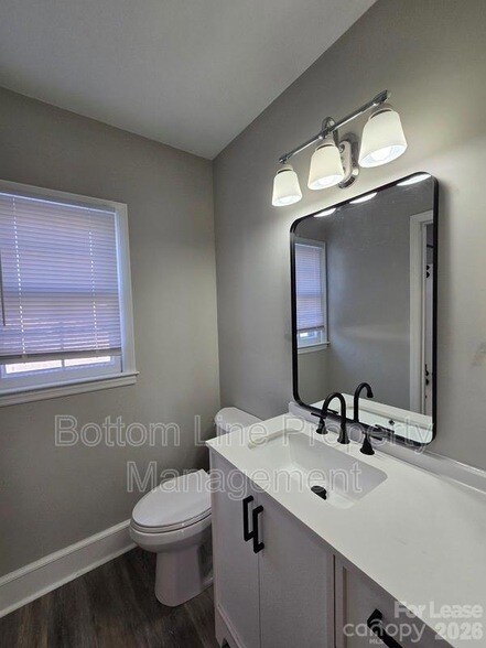 Building Photo - 5949 Quail Hollow Rd