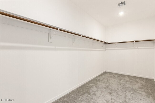 Building Photo - 478 Daphne Ter St