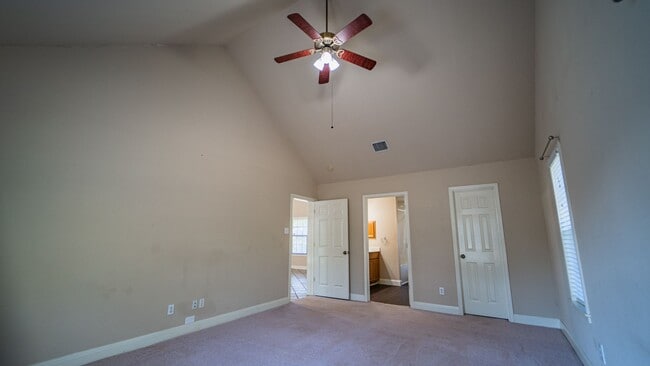 Building Photo - Bulverde Gem for Lease