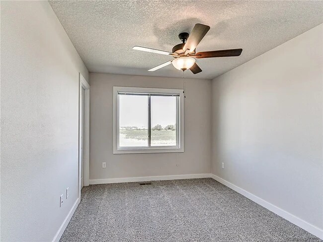 Building Photo - 6941 Holly Ct