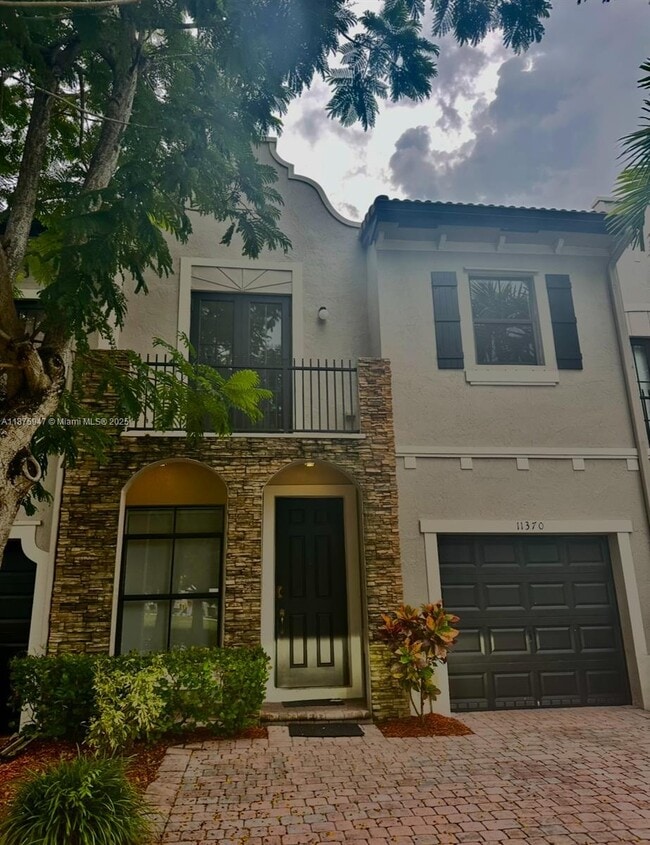 Primary Photo - 11370 SW 236th St