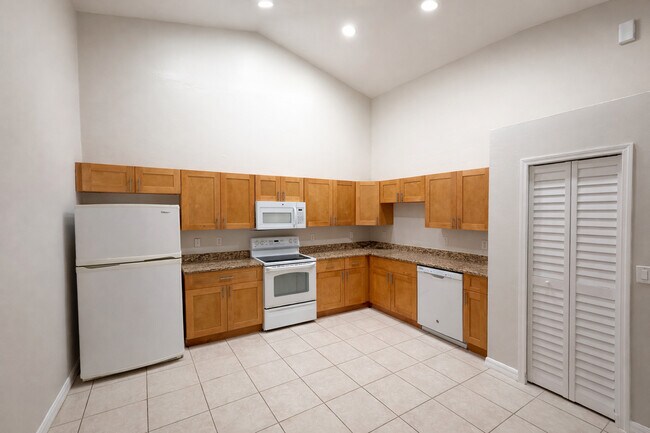 Building Photo - 315 Melissa Dr