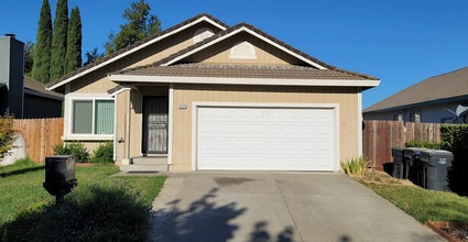 Building Photo - Beautifully Maintained Fairfield Home