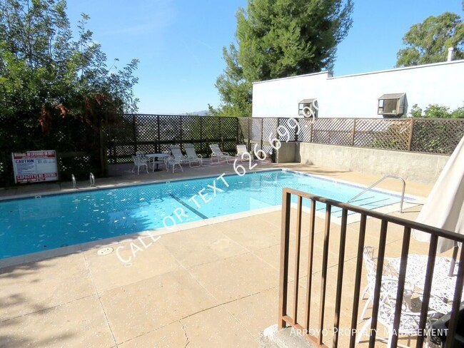 Building Photo - 617 Cabrillo Villas