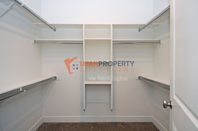 Building Photo - 11219 Clear Blue Dr