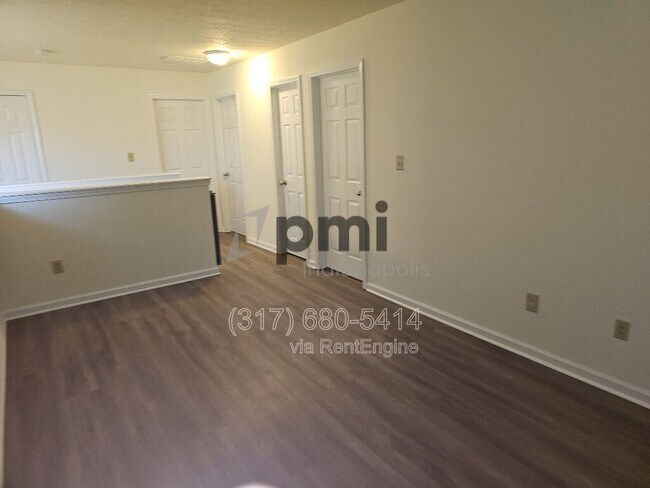 Building Photo - 5240 Castamere Dr