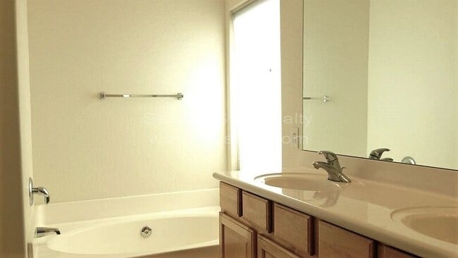 Building Photo - 3201 N 127th Dr