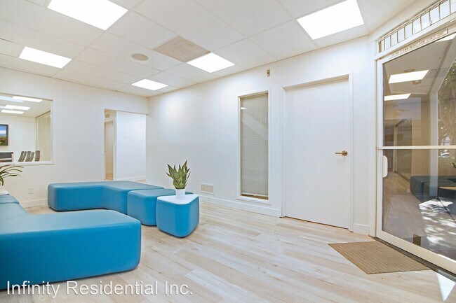Building Photo - Studio, 1 bath House - Tustin Office Space