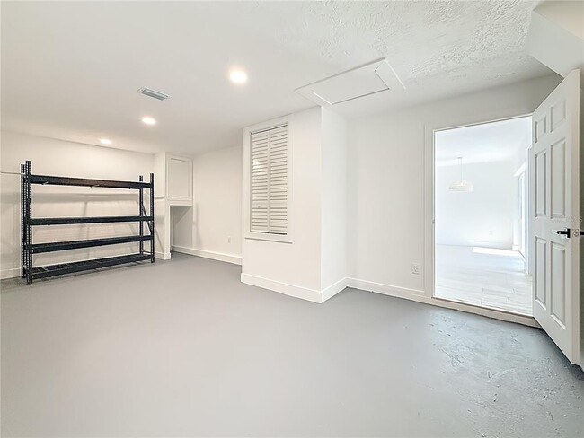 Building Photo - 2074 Bayou Grande Blvd NE