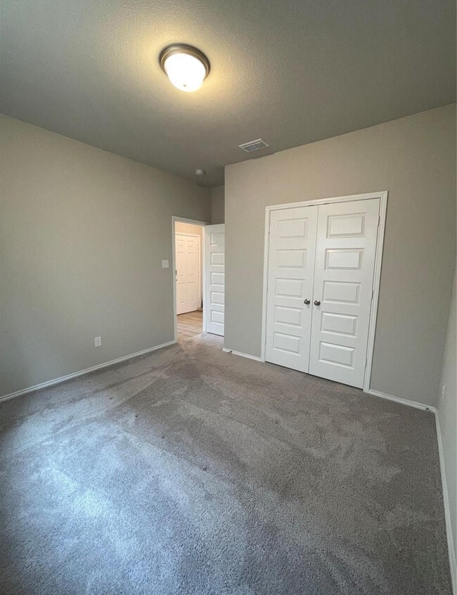 Building Photo - 3226 Sioux Trl