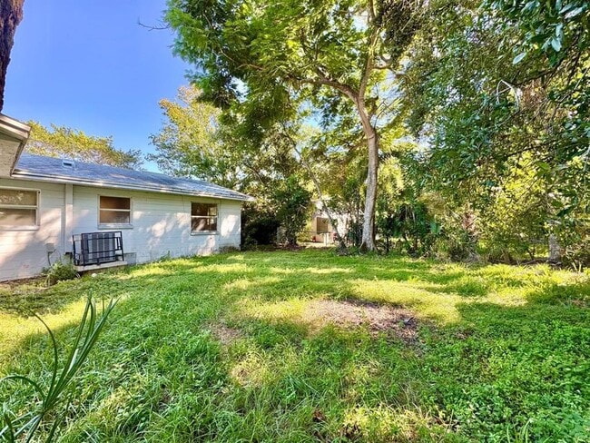 Building Photo - 2511 Imlay Ct S