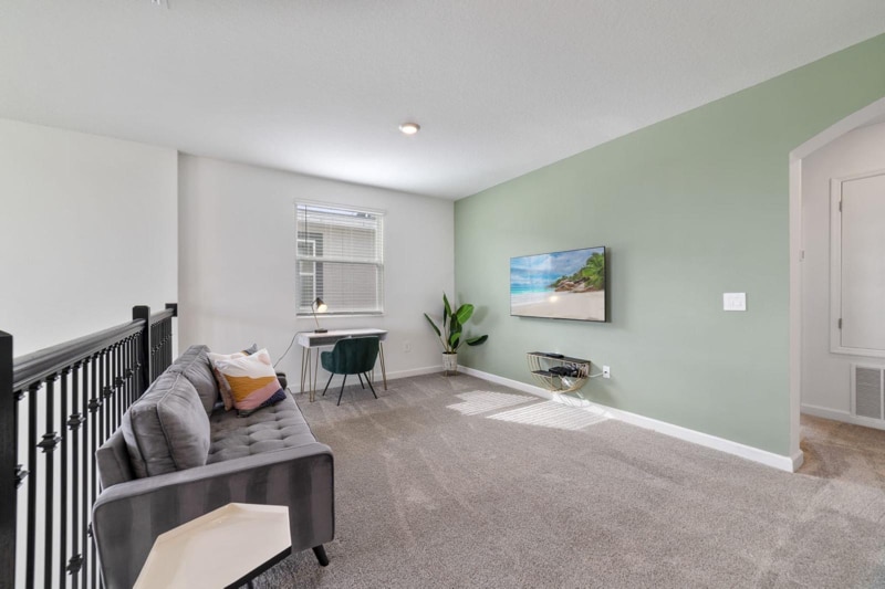 Building Photo - 9227 Sommerset Hills Dr
