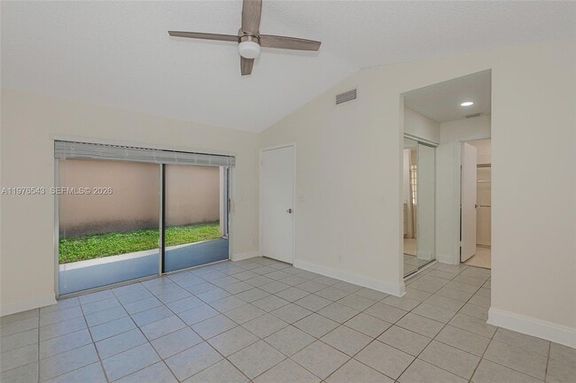 Building Photo - 17925 SW 10th Ct