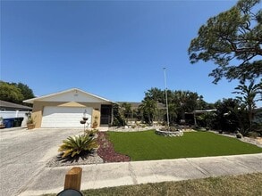 Building Photo - 2729 Nodosa Dr