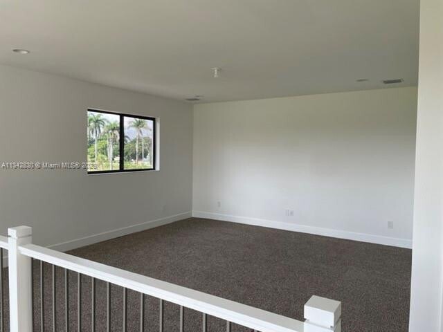 Building Photo - 4855 SW 159th Ave