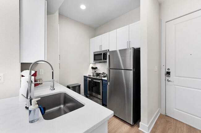 Building Photo - 2901 Indiana St