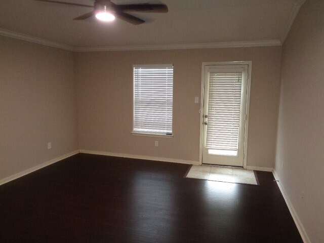 Building Photo - 8606 Sunset Pond Dr