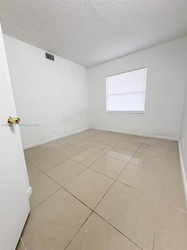 Building Photo - 8305 Royal Palm Blvd