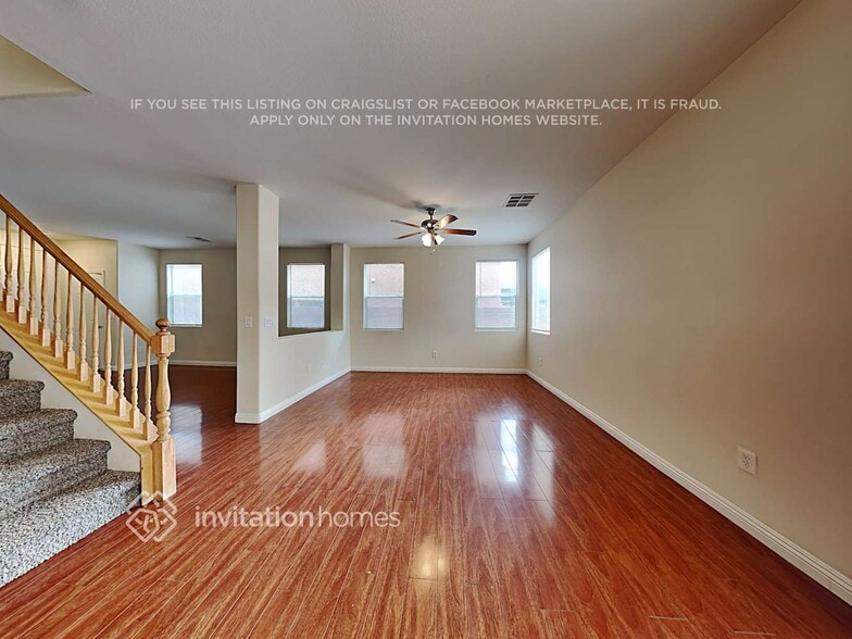 Building Photo - 2609 Courlan Dr