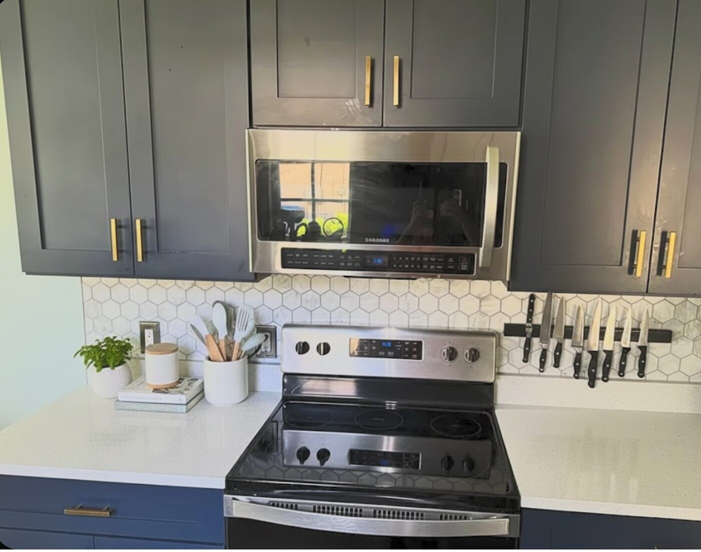 Building Photo - 1516 Gulfview Dr