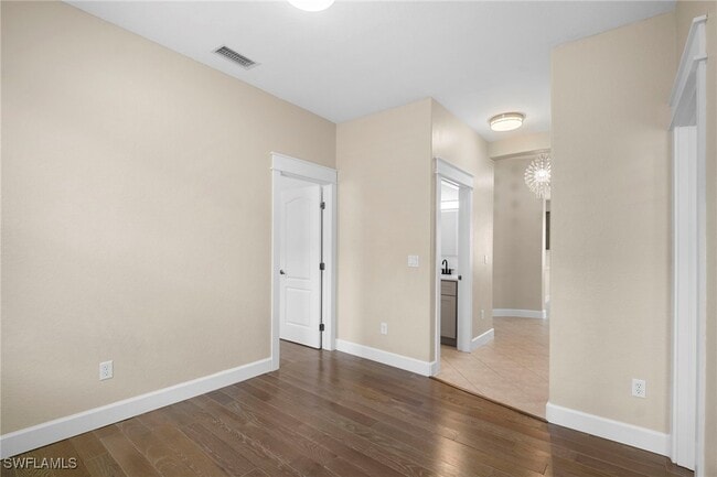 Building Photo - 12129 Country Day Cir