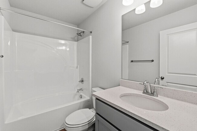 Building Photo - 1212 Vail Dr