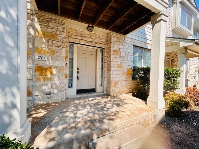 Building Photo - 1900 Scofield Ridge Pkwy