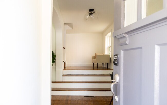 Building Photo - 5825 S Grand Blvd