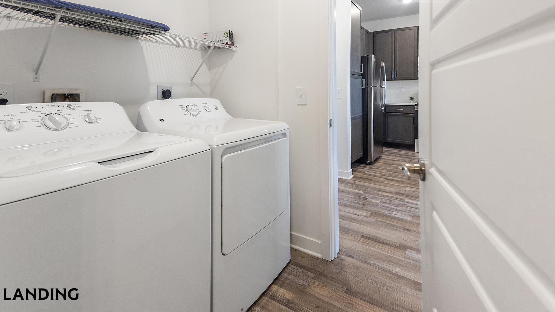 Building Photo - 4670 Merchants Park Cir