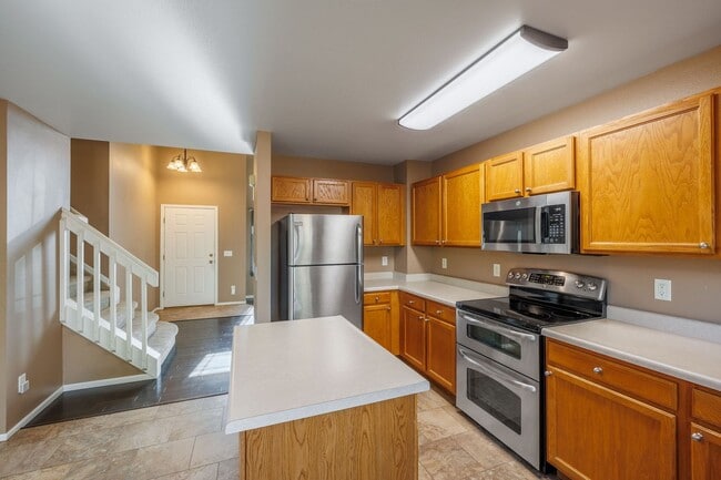 Building Photo - Beautiful 4 bedroom 2-story home in 80925