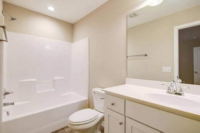 Building Photo - 95 Plumlee Dr